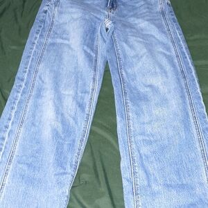 American Eagle Outfitters Light Wash Stovepipe Leg Jeans